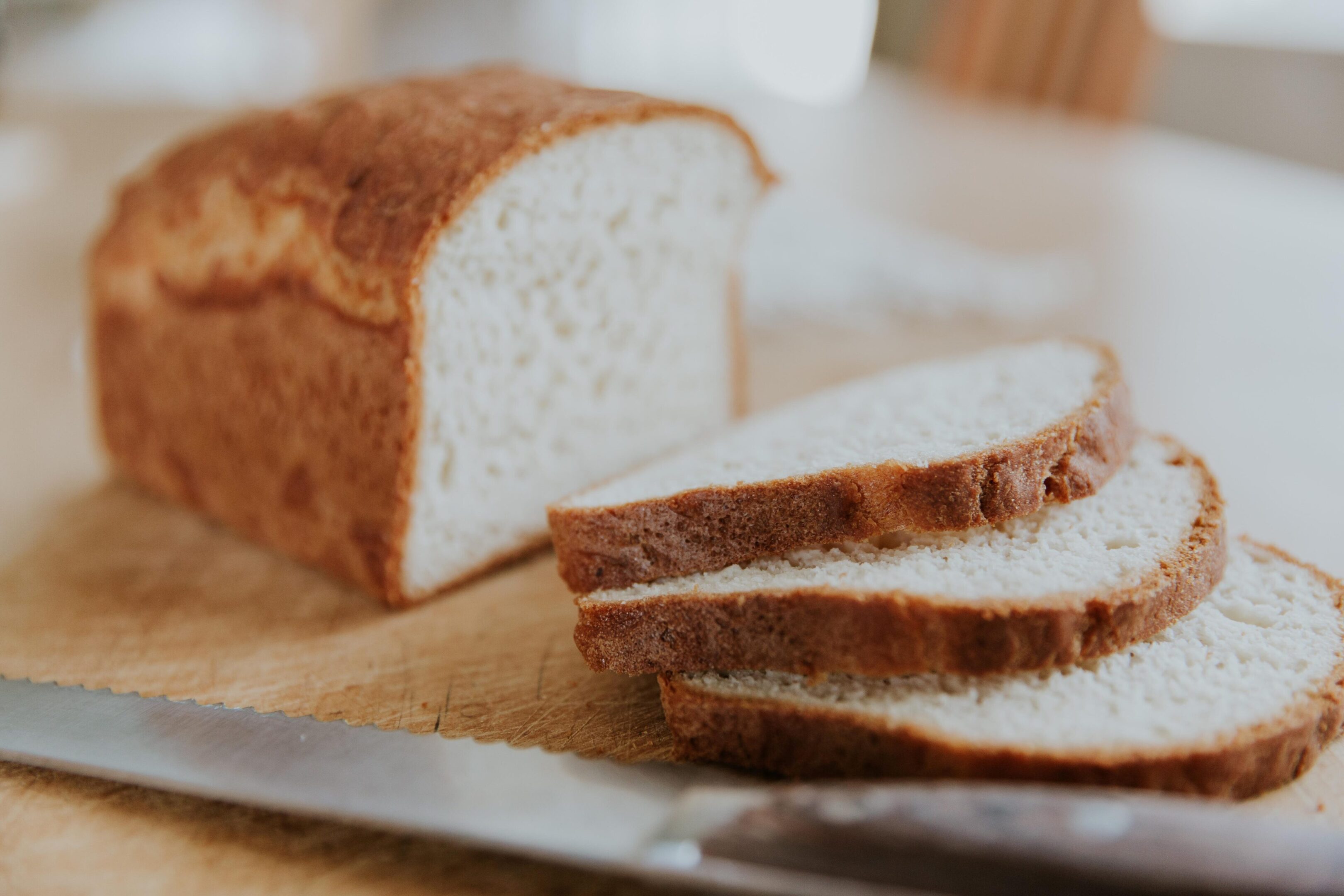 Loaf,Of,Homemade,Gluten,Free,Bread,With,Slices,On,A